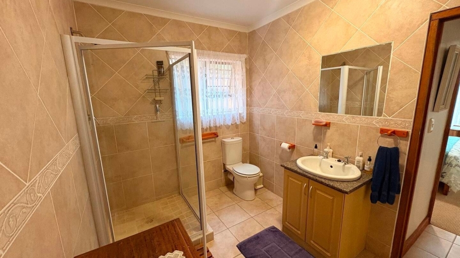 3 Bedroom Property for Sale in Fraaiuitsig Western Cape
